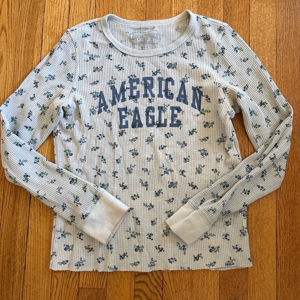 American Eagle Outfitters White and Blue Floral Long Sleeve Top